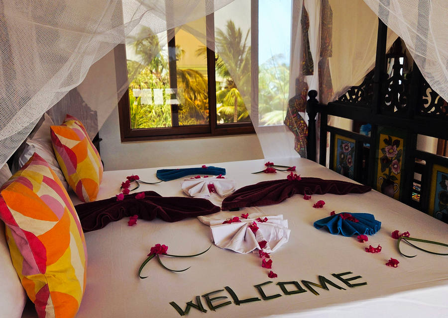 Welcome decoration on the bed